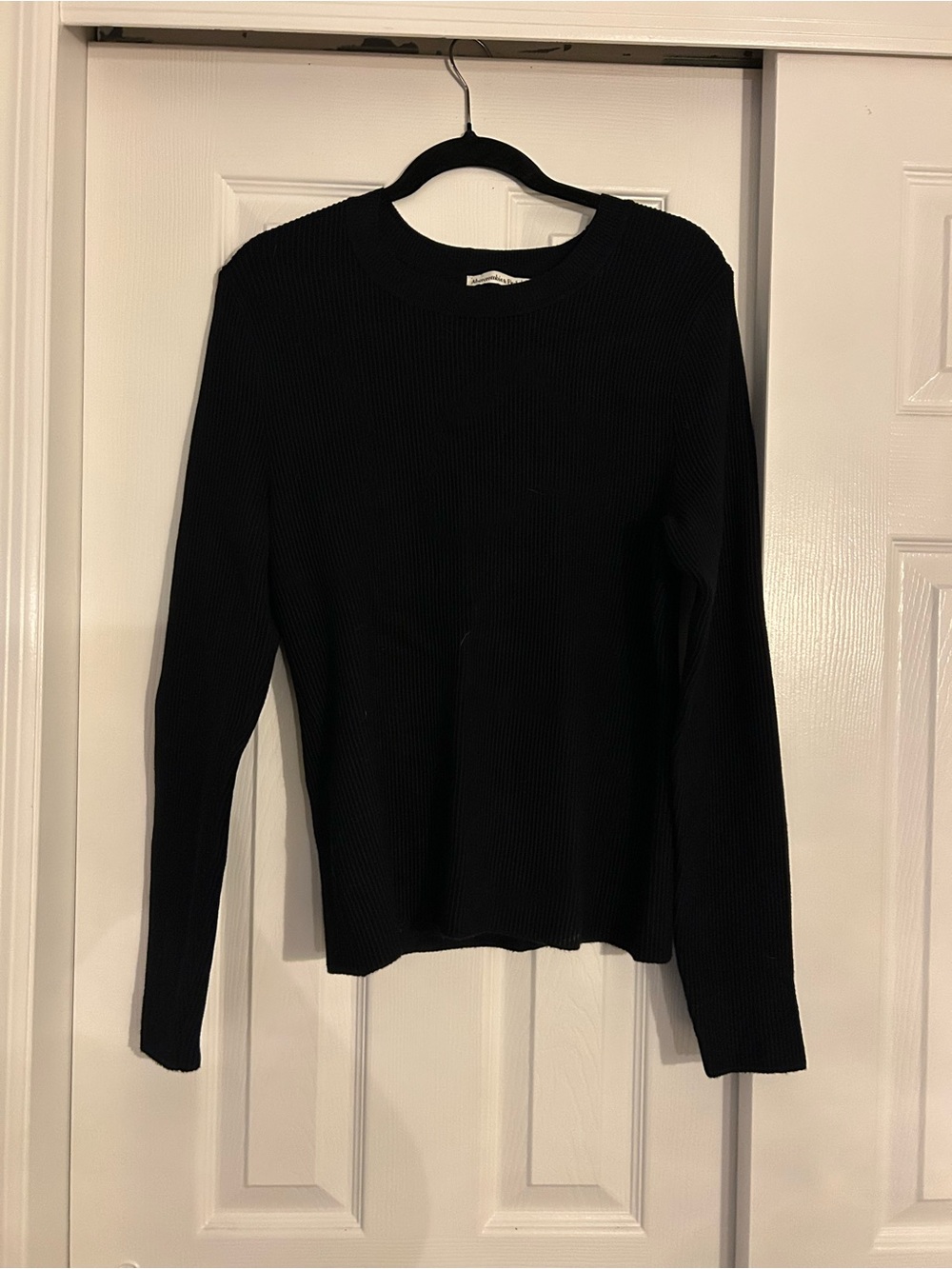 Abercrombie & Fitch Black Ribbed Long-Sleeve Crewneck Top